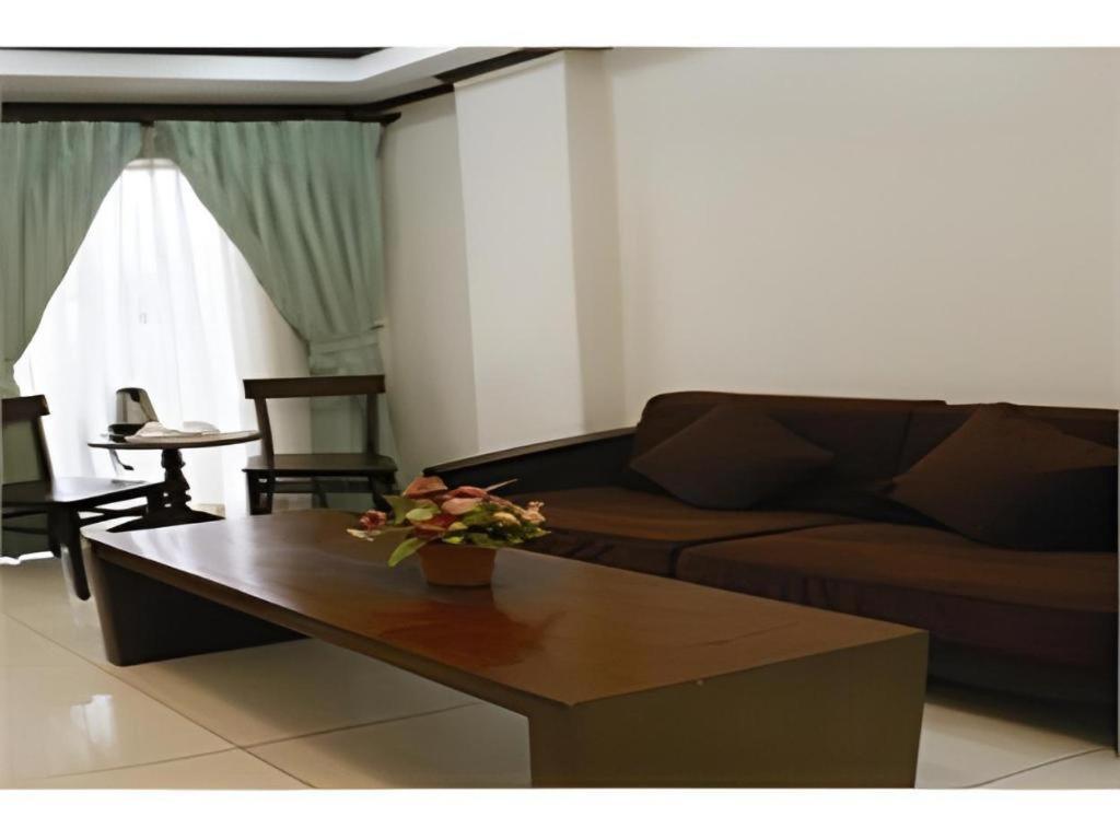 Soledad Suites Panglao Exterior foto